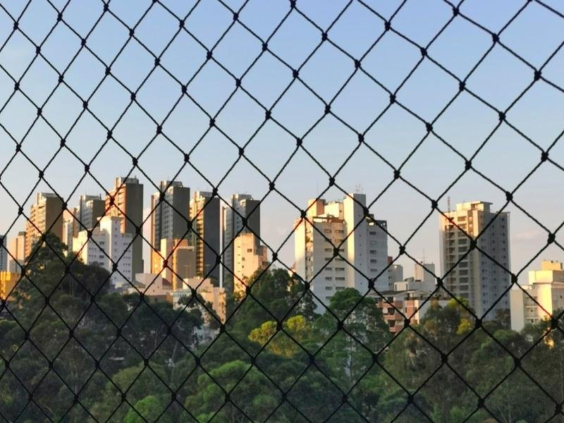 Garanta a segurança de crianças com rede protetora em Niterói